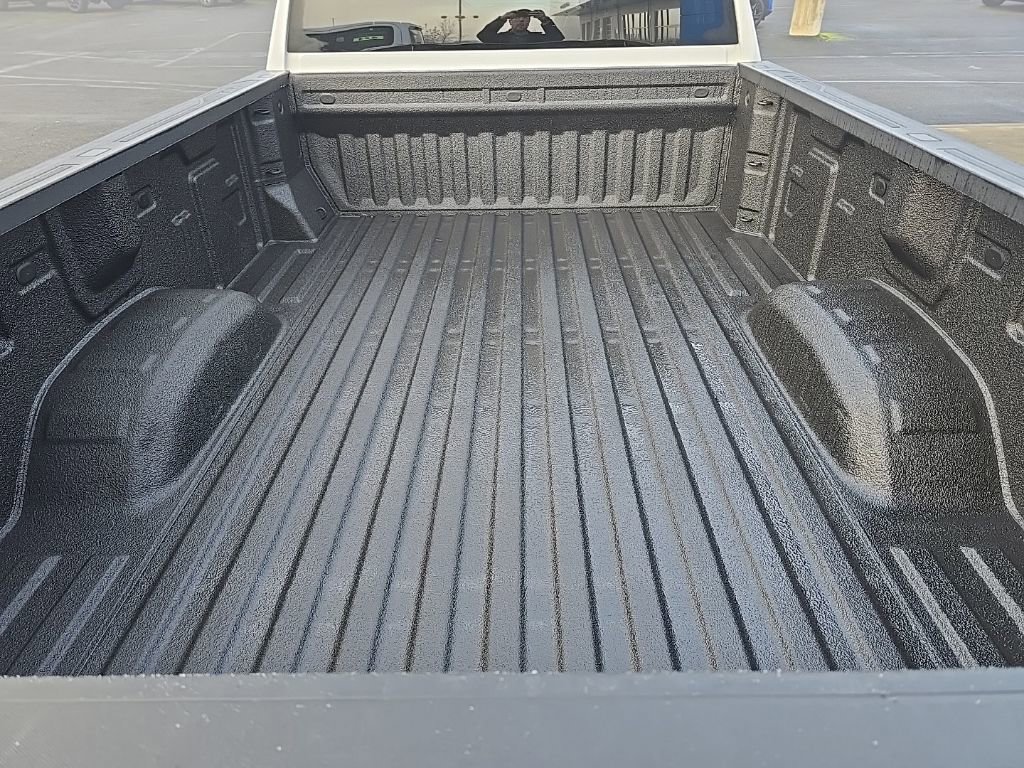 Used 2025 GMC Sierra 3500 SLT w/ X31 Off-Road Package image 28