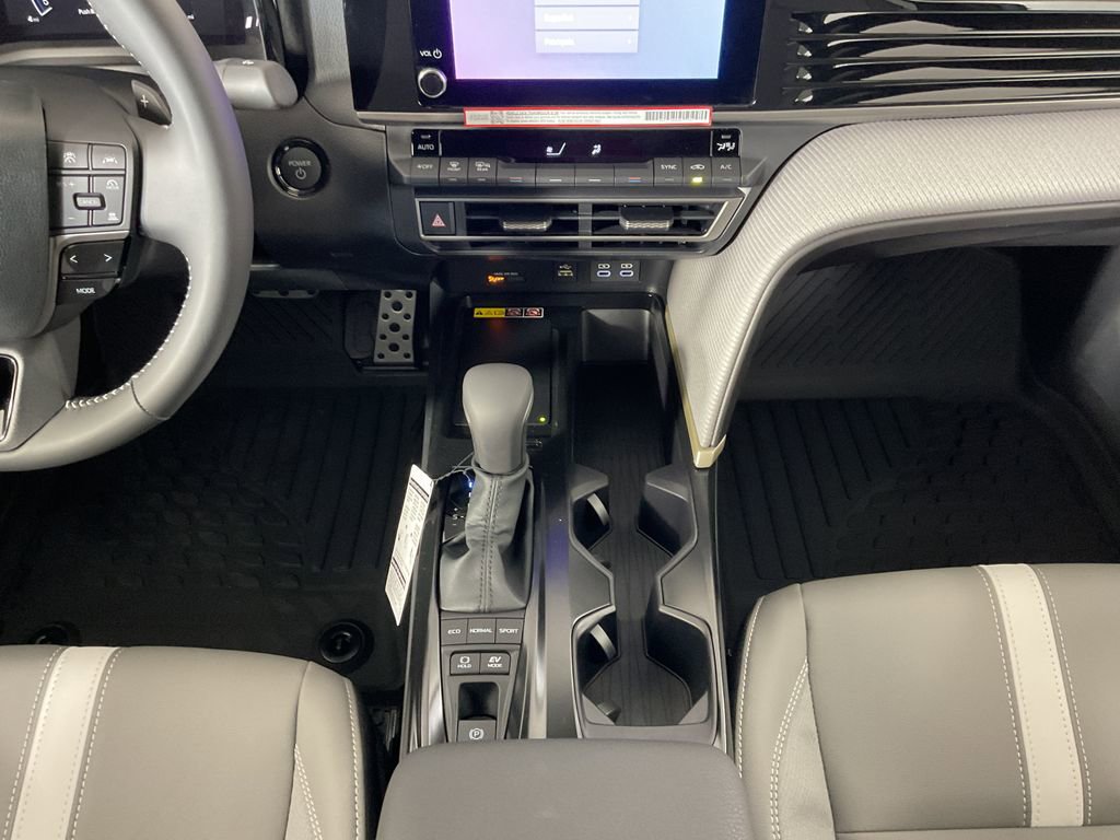 New 2026 Toyota Camry SE image 12