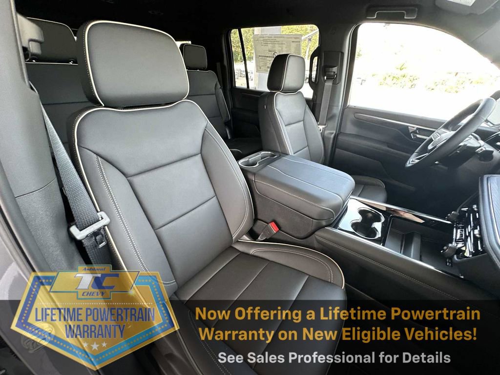New 2025 Chevrolet Suburban Premier image 28
