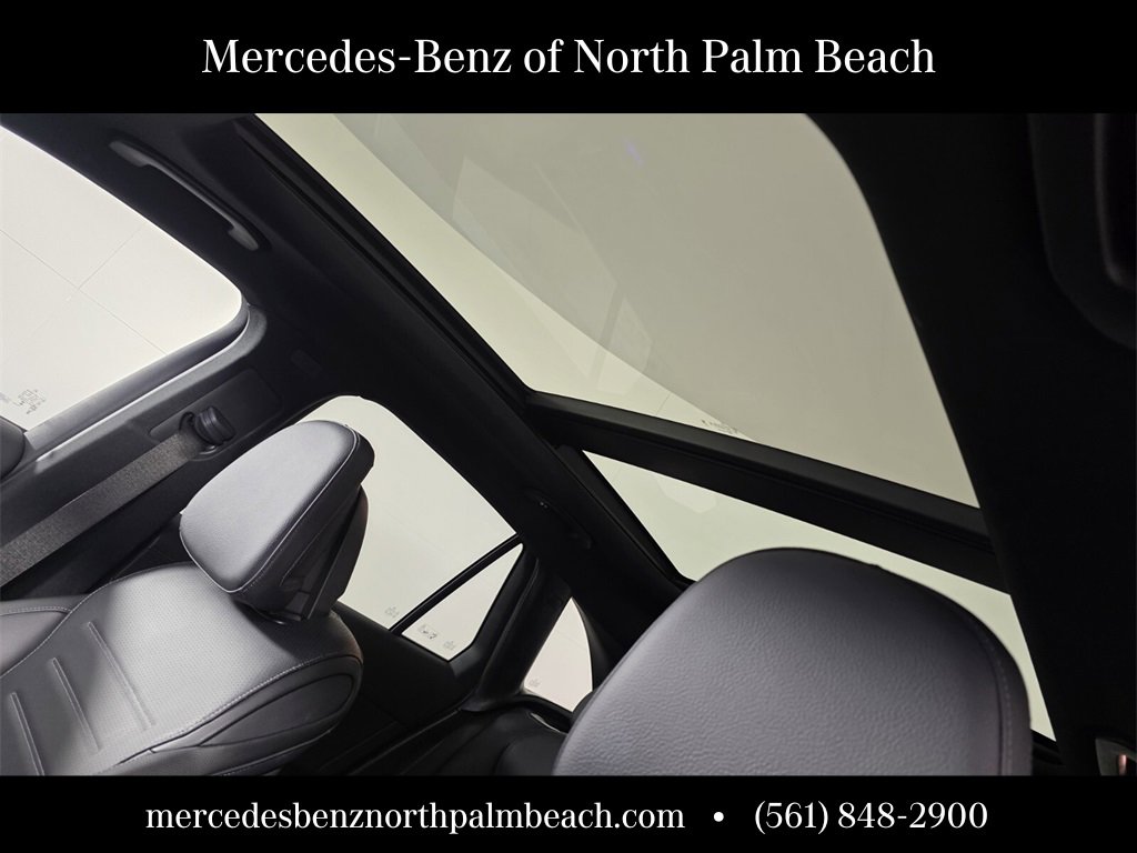 Certified 2024 Mercedes-Benz GLC 300 image 12