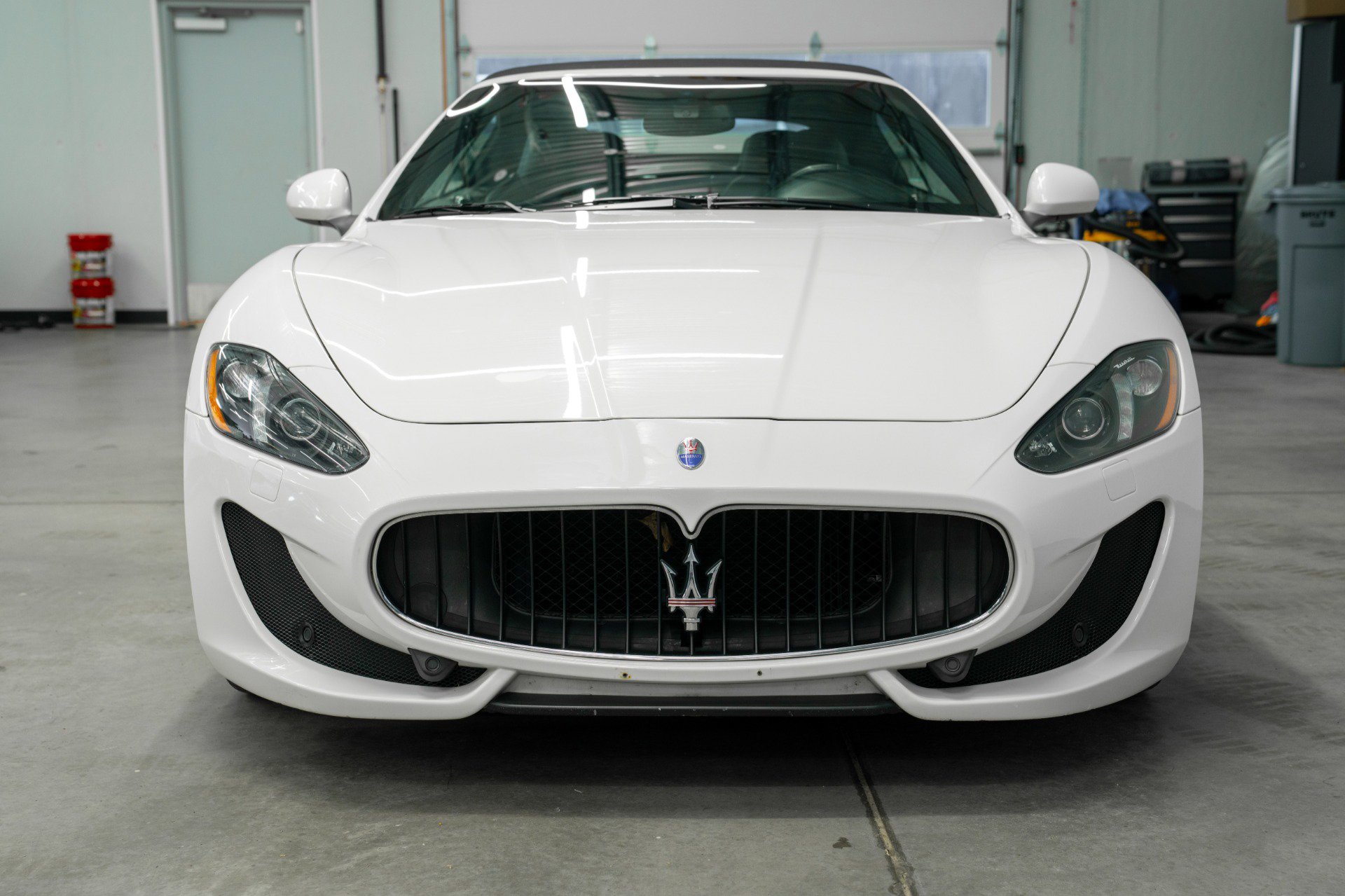 Used 2016 Maserati GranTurismo Sport RWD image 39