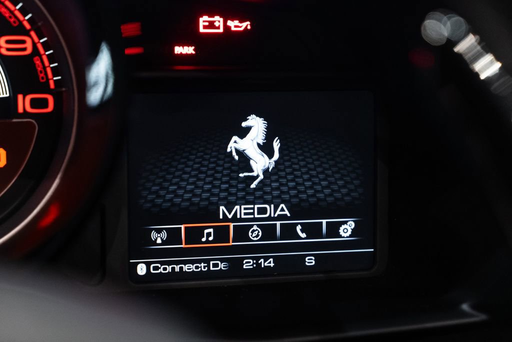 Used 2016 Ferrari 488 Spider RWD image 30