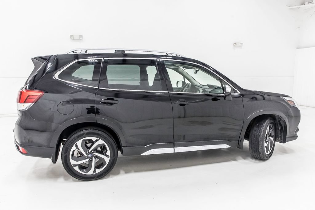 Used 2022 Subaru Forester Touring w/ Popular Package #2 AWD/4WD image 9