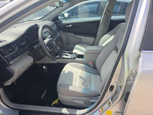Used 2014 Toyota Camry FWD image 2