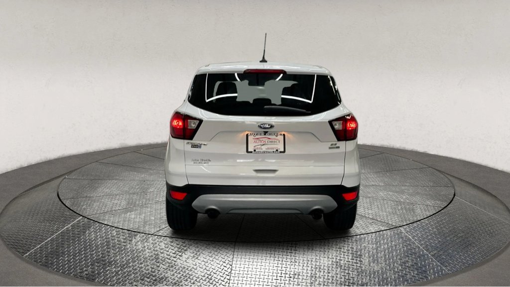 Used 2019 Ford Escape SE image 7