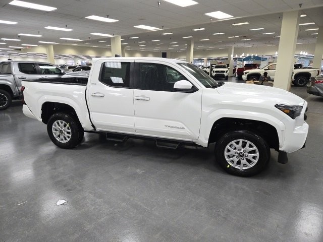 New 2026 Toyota Tacoma SR5 image 6