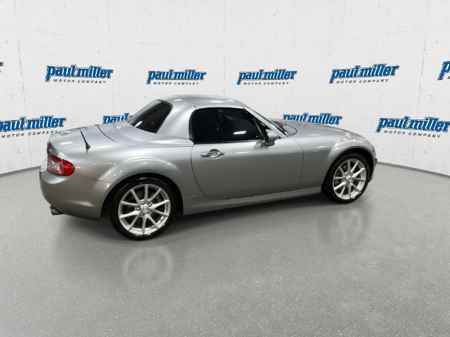 Used 2012 MAZDA MX-5 Miata Grand Touring w/ Premium Pkg RWD image 11