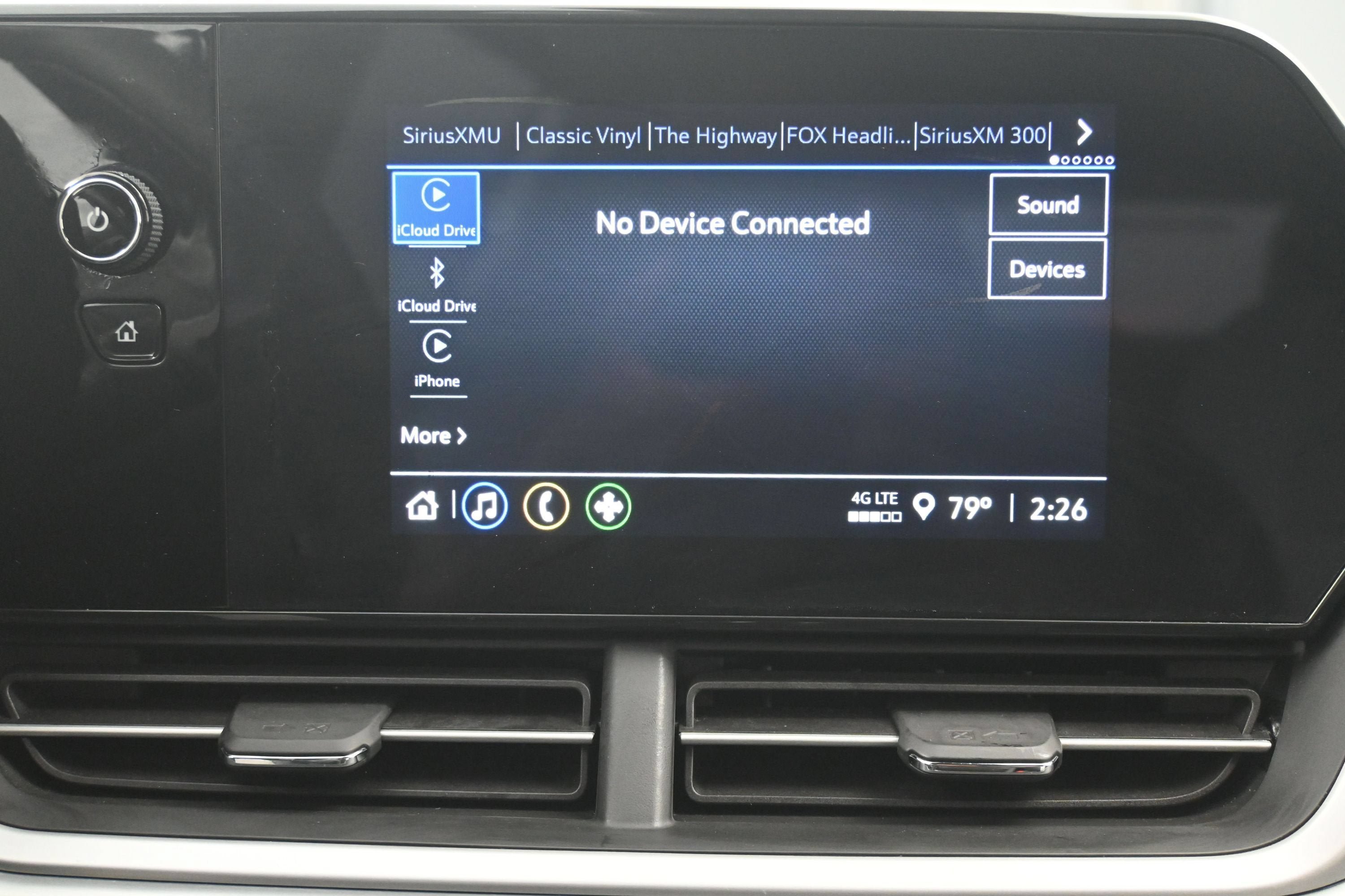 Certified 2025 Chevrolet Trax LS w/ LS Convenience Package FWD image 15