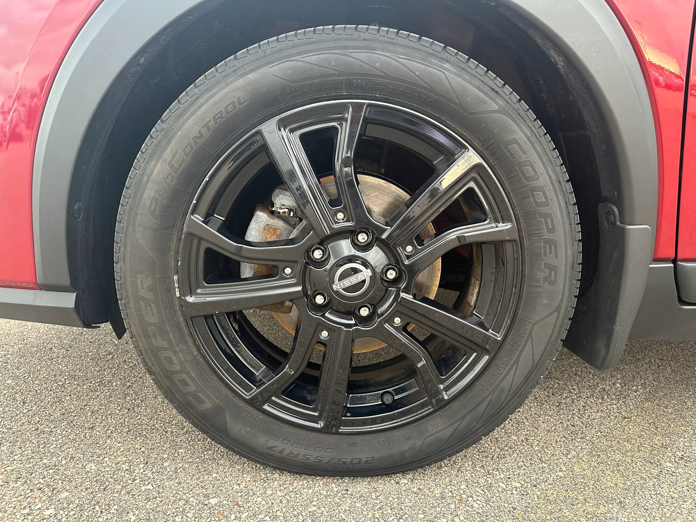 Used 2022 Nissan Kicks SR w/ Premium Package FWD image 19
