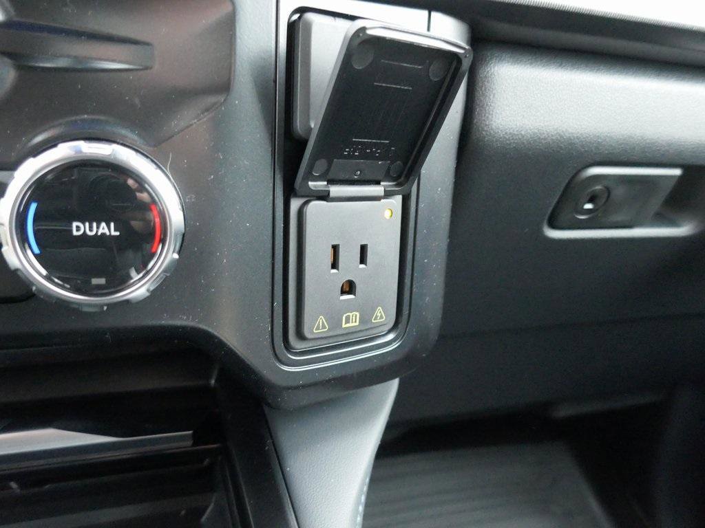 New 2026 Ford F250 Platinum image 25