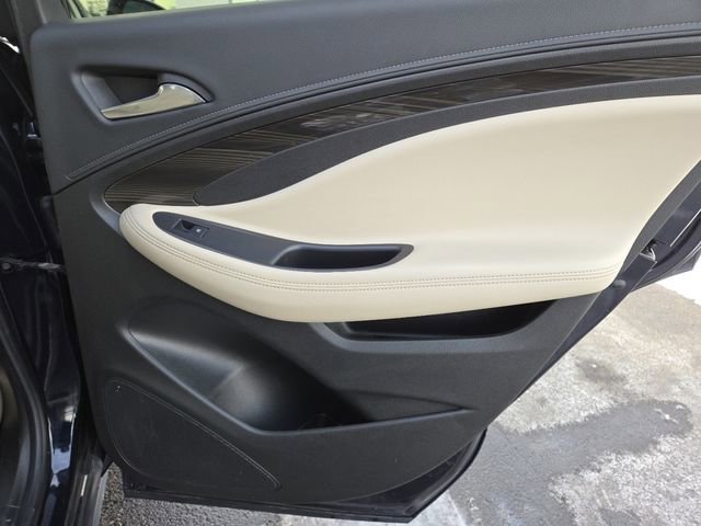 Used 2020 Buick Envision Preferred image 24