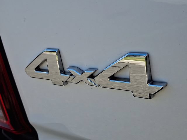 Used 2023 Toyota Tacoma SR w/ SR Convenience Package AWD/4WD image 30