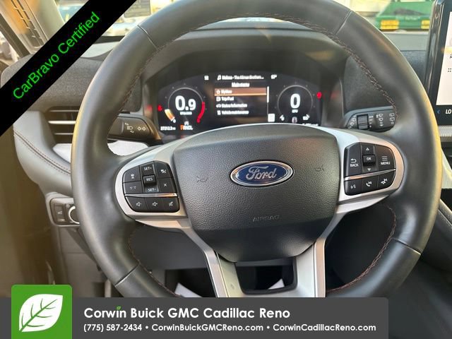Used 2025 Ford Explorer Active AWD/4WD image 14