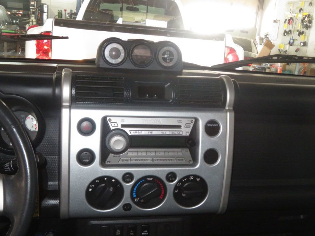 Used 2007 Toyota FJ Cruiser 4WD image 34