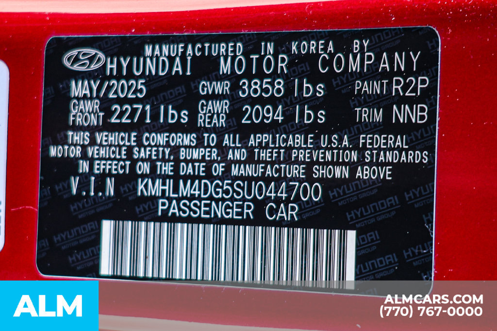 Used 2025 Hyundai Elantra Sport FWD image 56