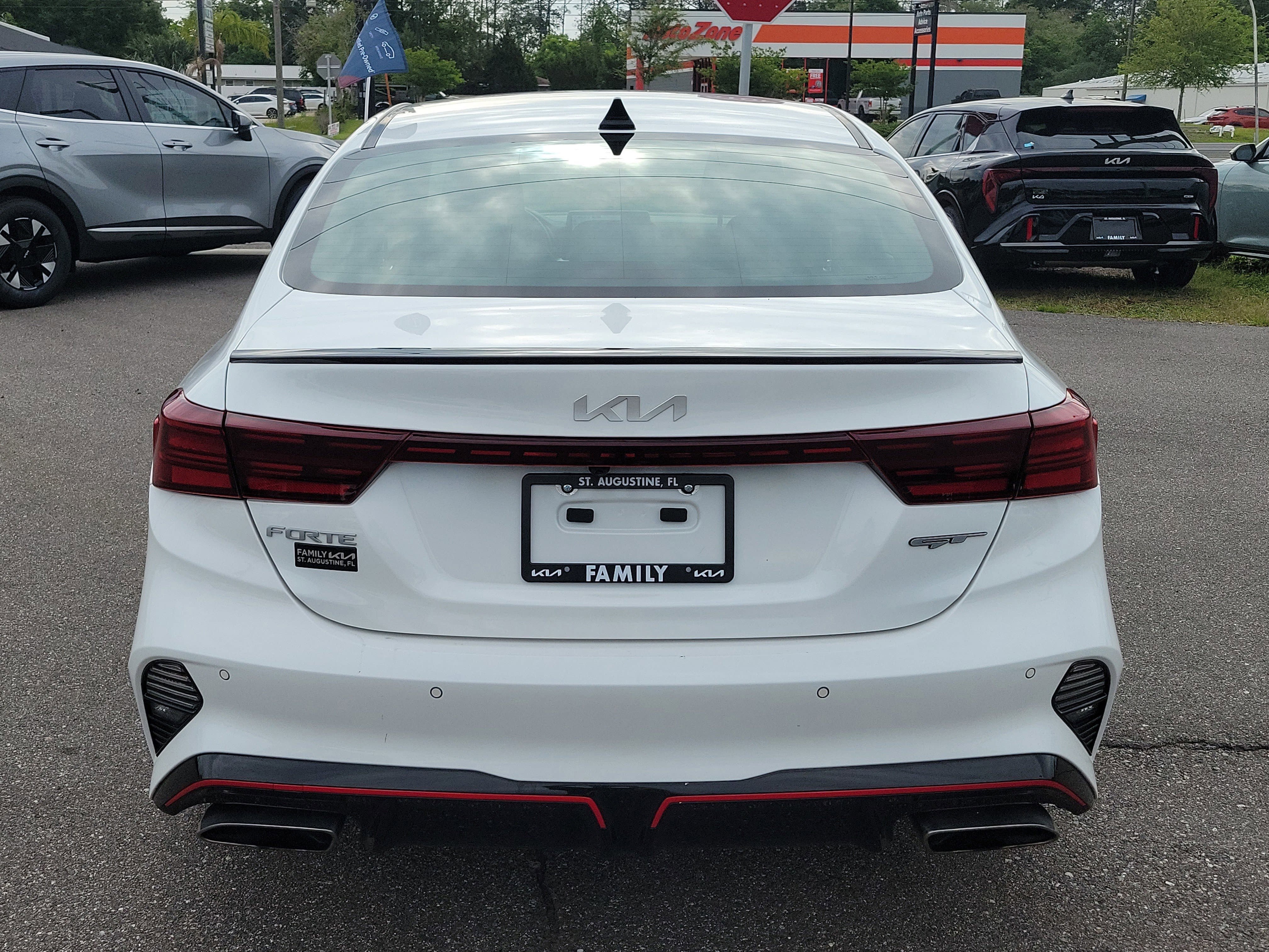 Certified 2023 Kia Forte GT w/ GT2 Package FWD image 5