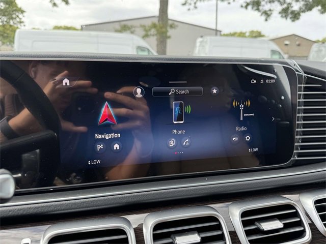 New 2026 Mercedes-Benz GLS 580 4MATIC image 27