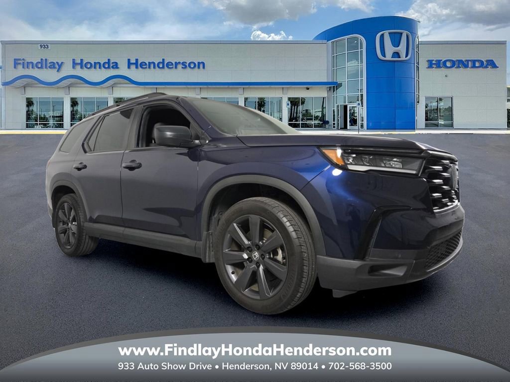 Certified 2025 Honda Pilot Sport image 1
