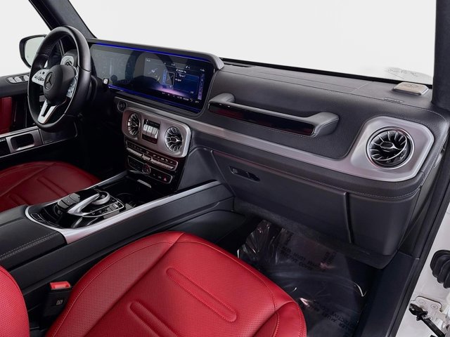 Used 2023 Mercedes-Benz G 550 image 31