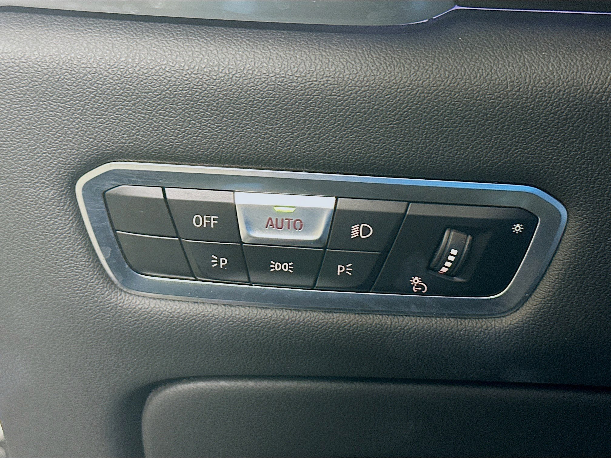 Used 2023 BMW X5 sDrive40i w/ Parking Assistance Package image 17