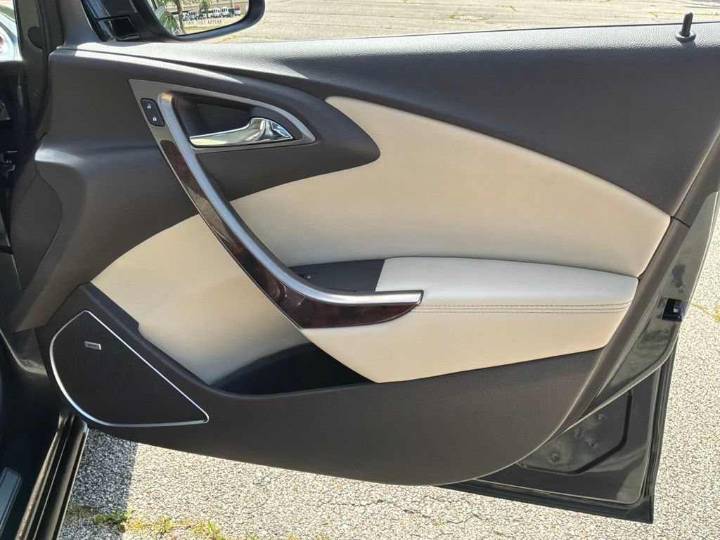 Used 2016 Buick Verano Premium FWD image 39