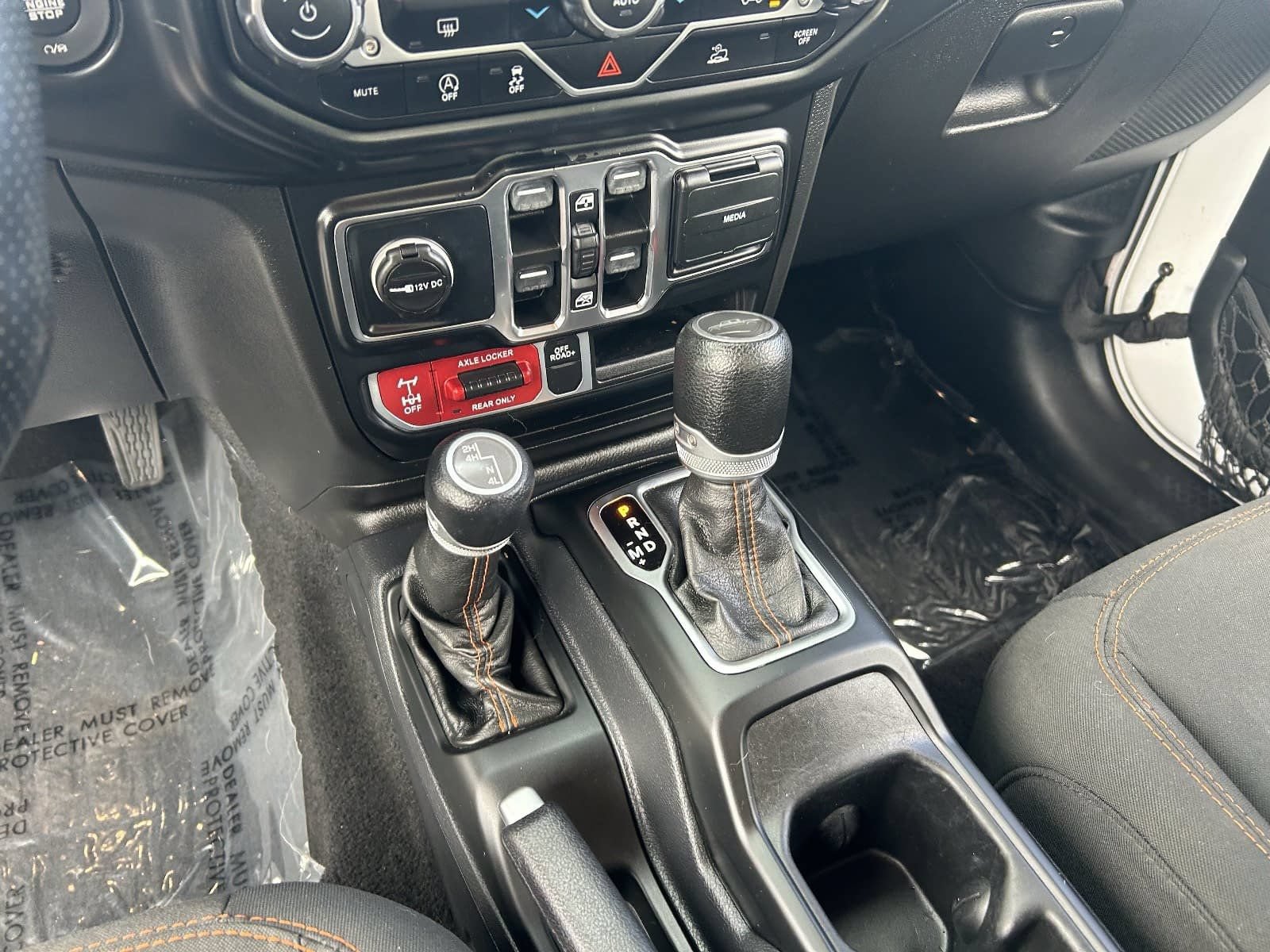 Used 2021 Jeep Gladiator Mojave AWD/4WD image 30