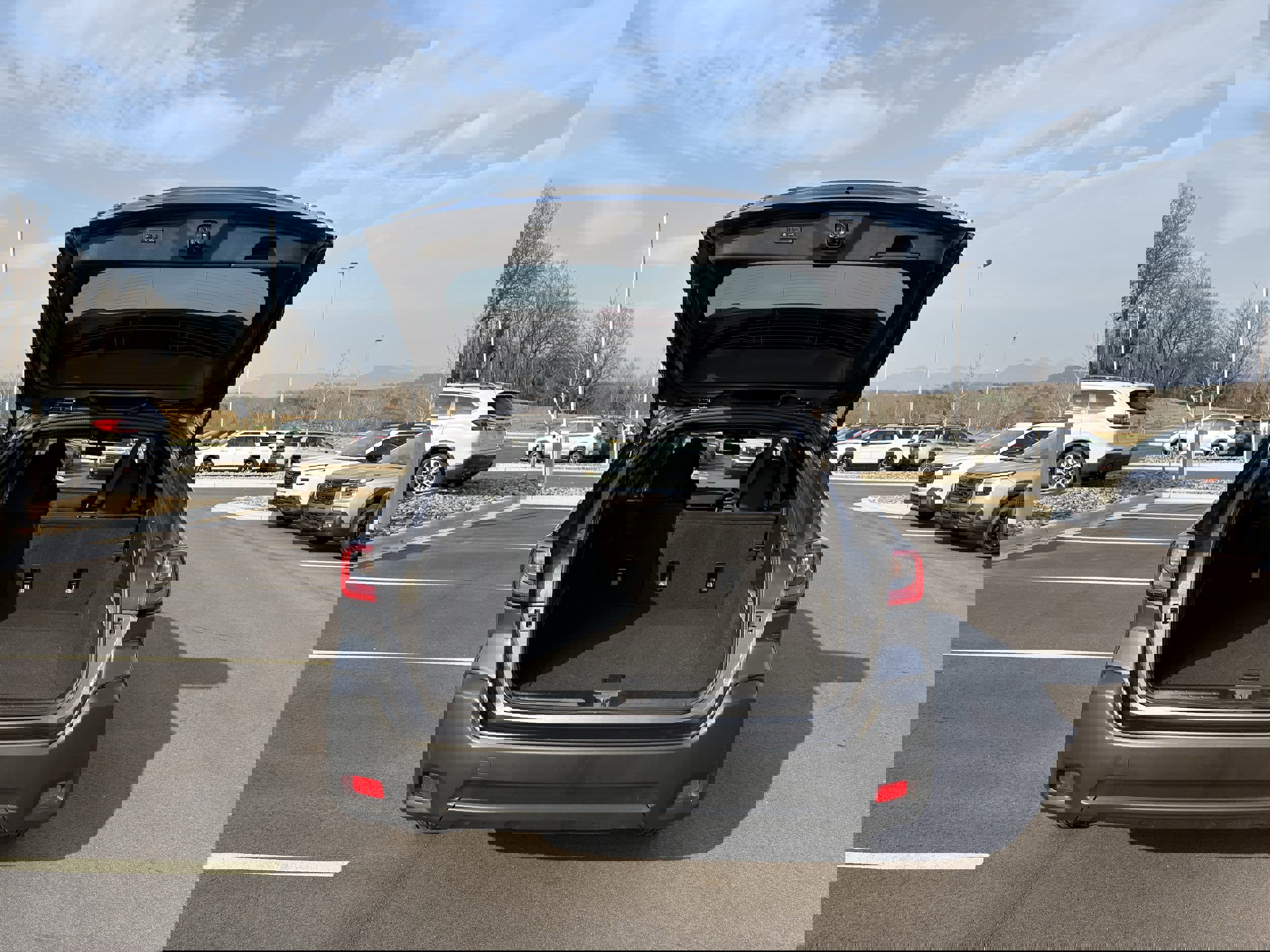 Certified 2025 Subaru Outback Premium image 11