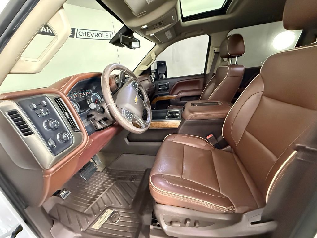 Used 2019 Chevrolet Silverado 3500 High Country w/ Duramax Plus Package image 14