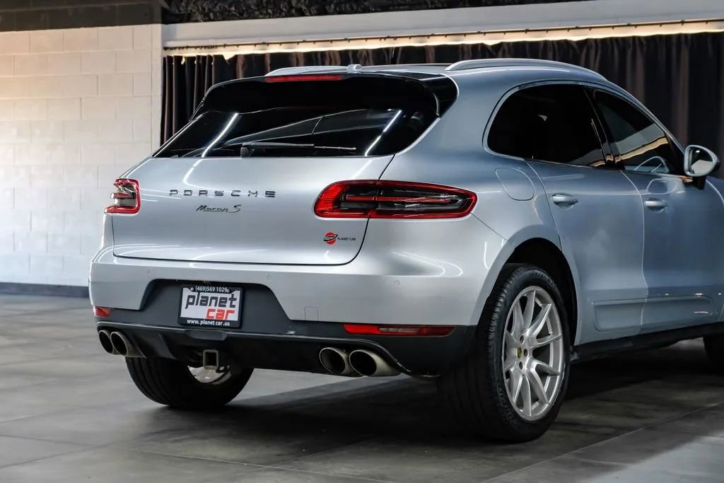 Used 2017 Porsche Macan S AWD/4WD image 12