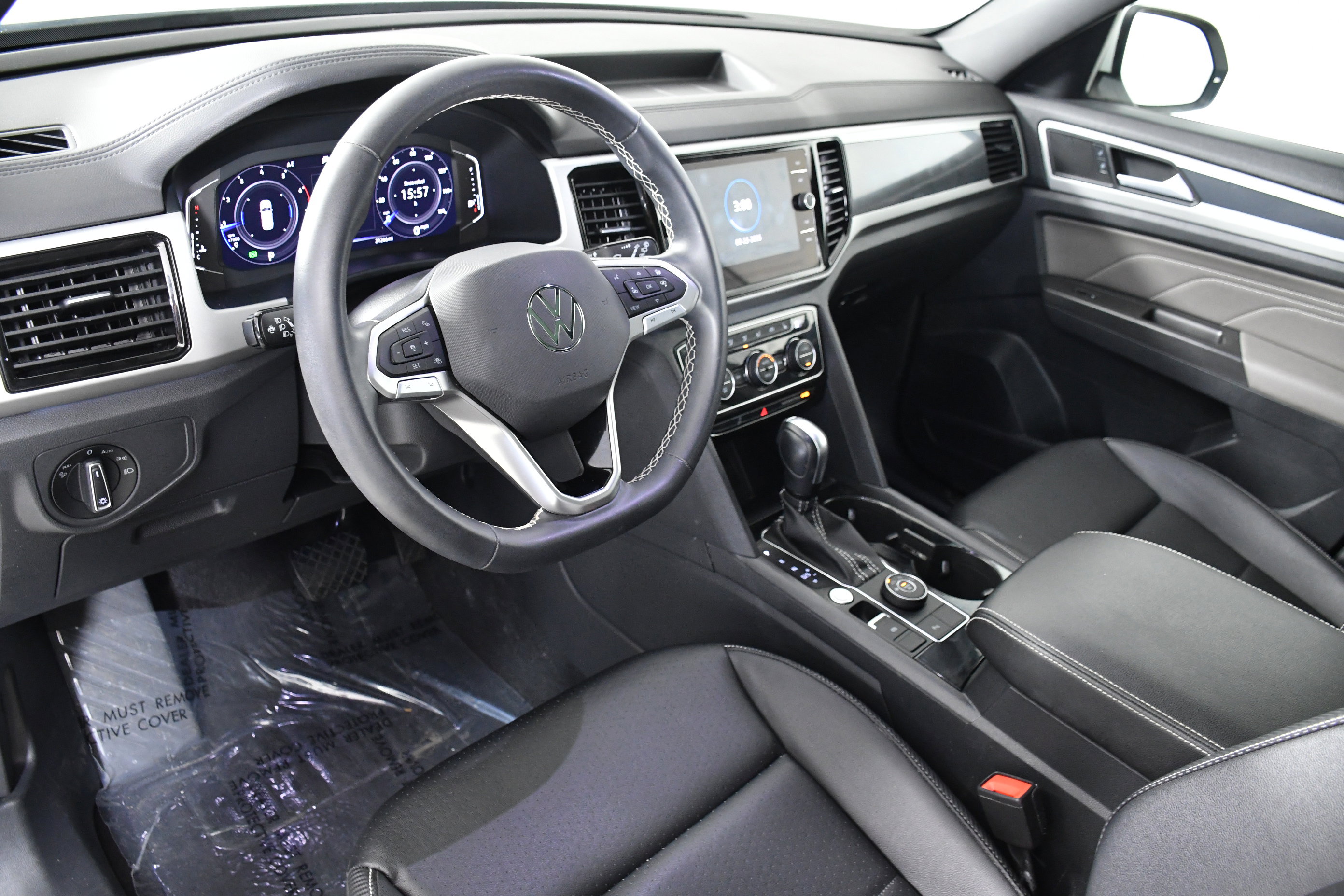 Used 2023 Volkswagen Atlas Cross Sport SEL image 19