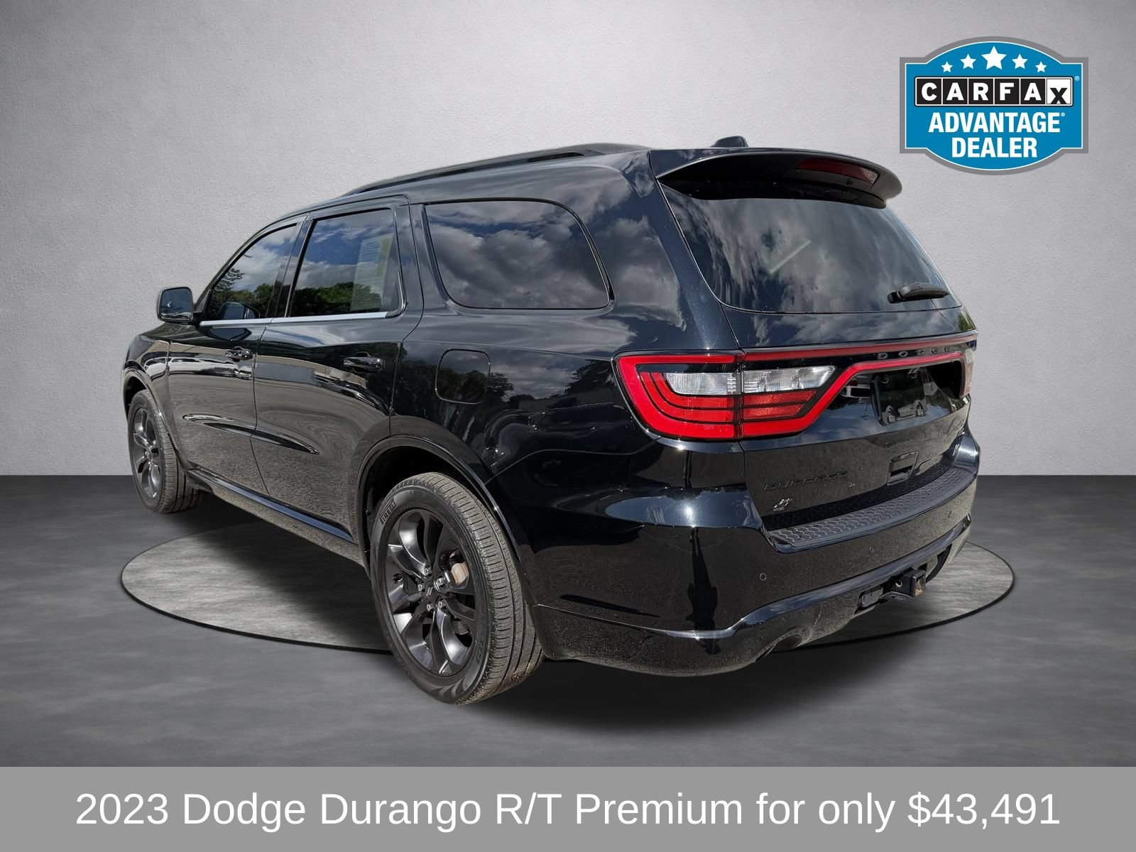 Used 2023 Dodge Durango R/T AWD/4WD image 3