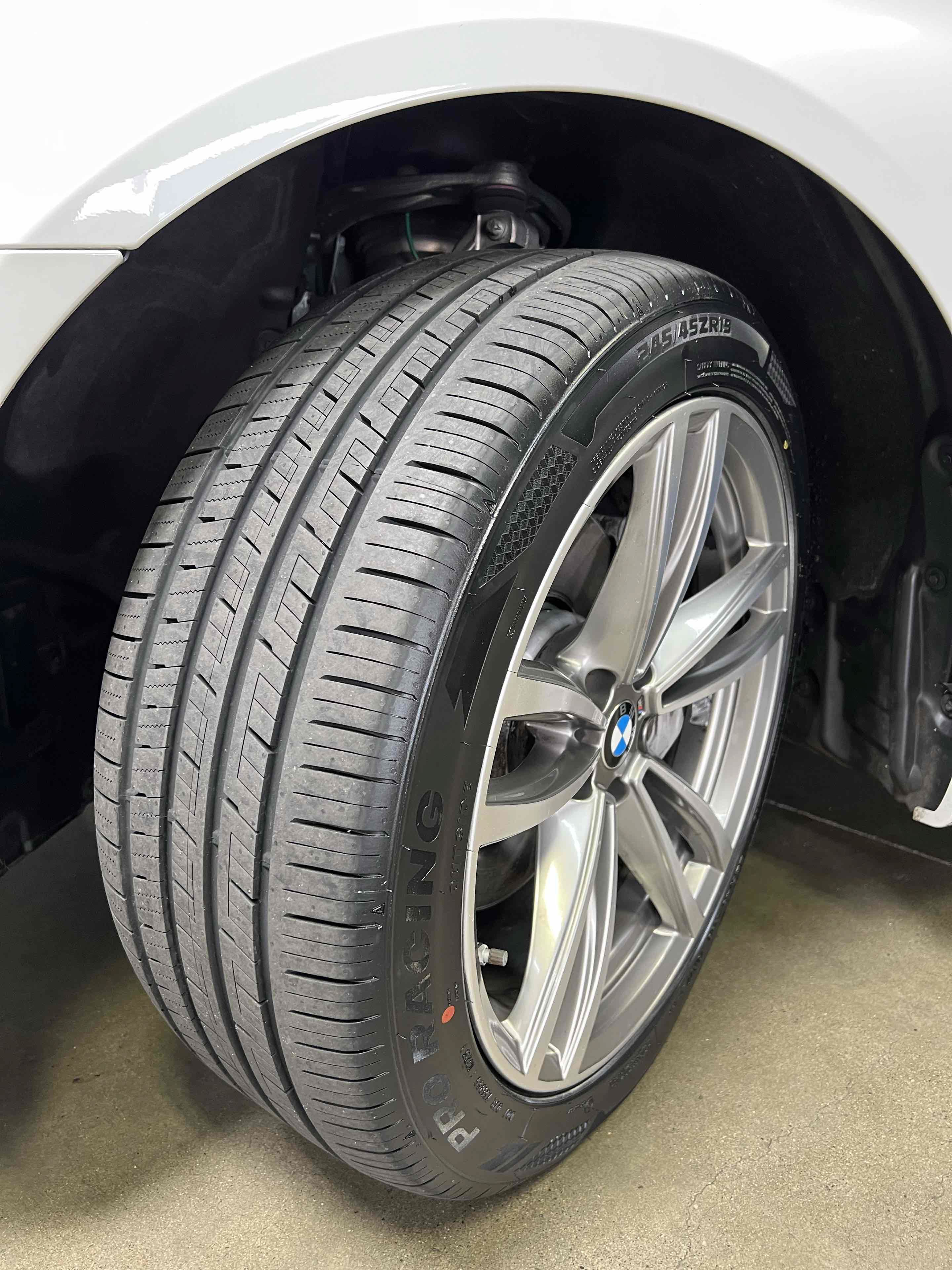 Used 2018 BMW 740e xDrive AWD/4WD image 9