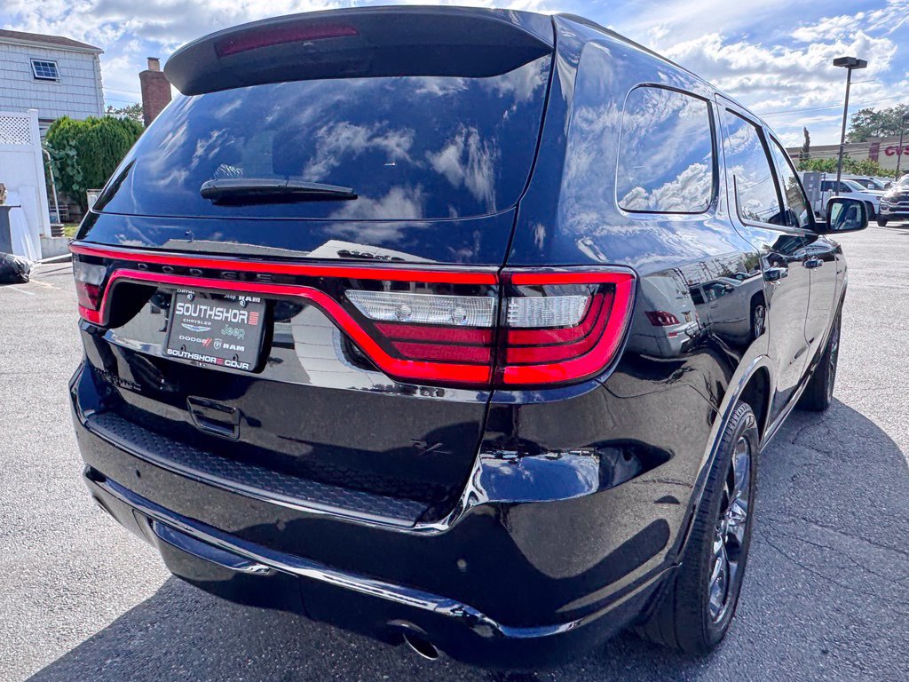 Certified 2025 Dodge Durango R/T AWD/4WD image 8