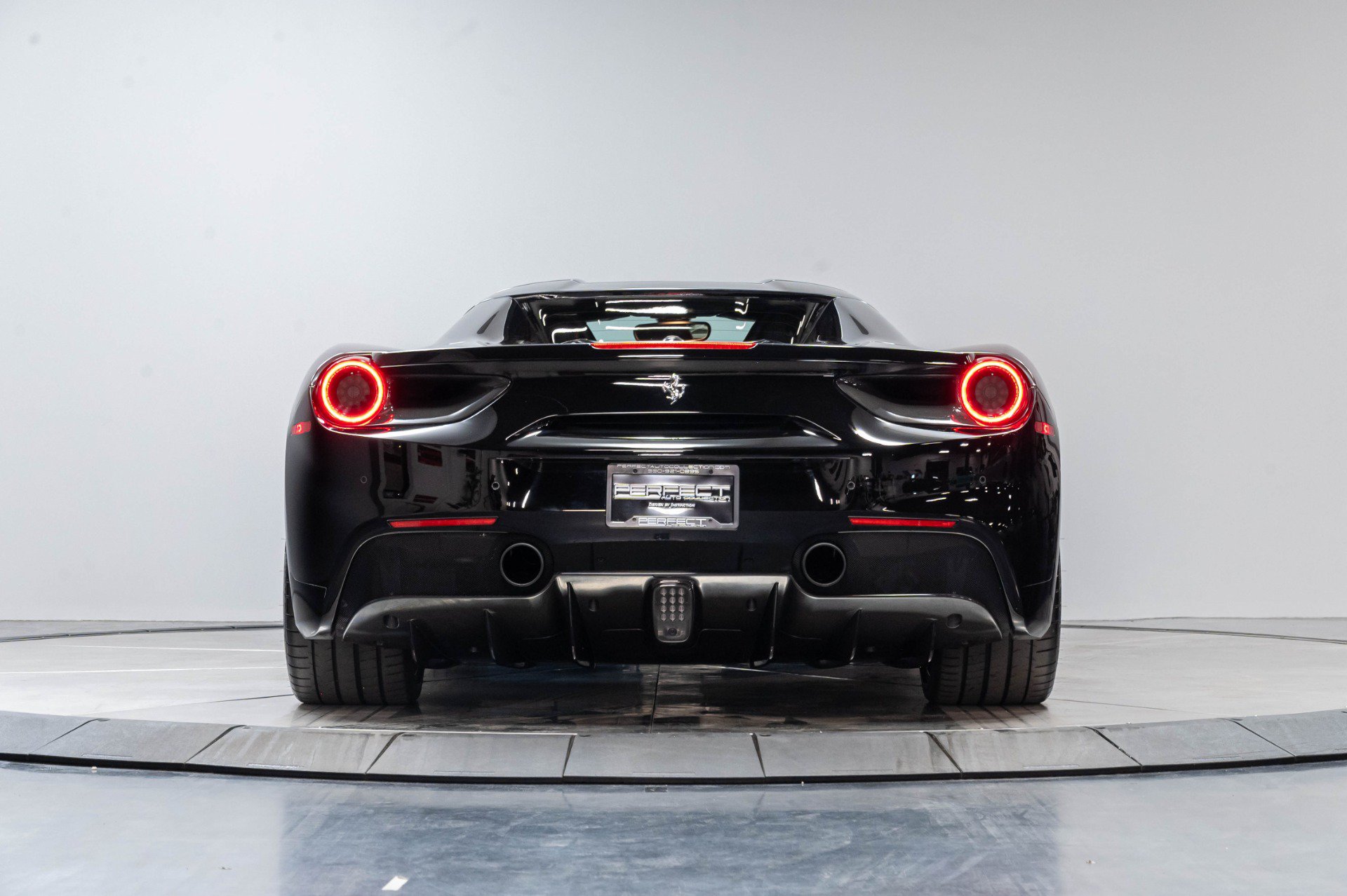 Used 2016 Ferrari 488 Spider RWD image 58