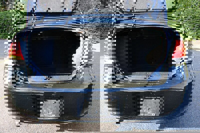 Used 2010 Ford Focus SEL image 16