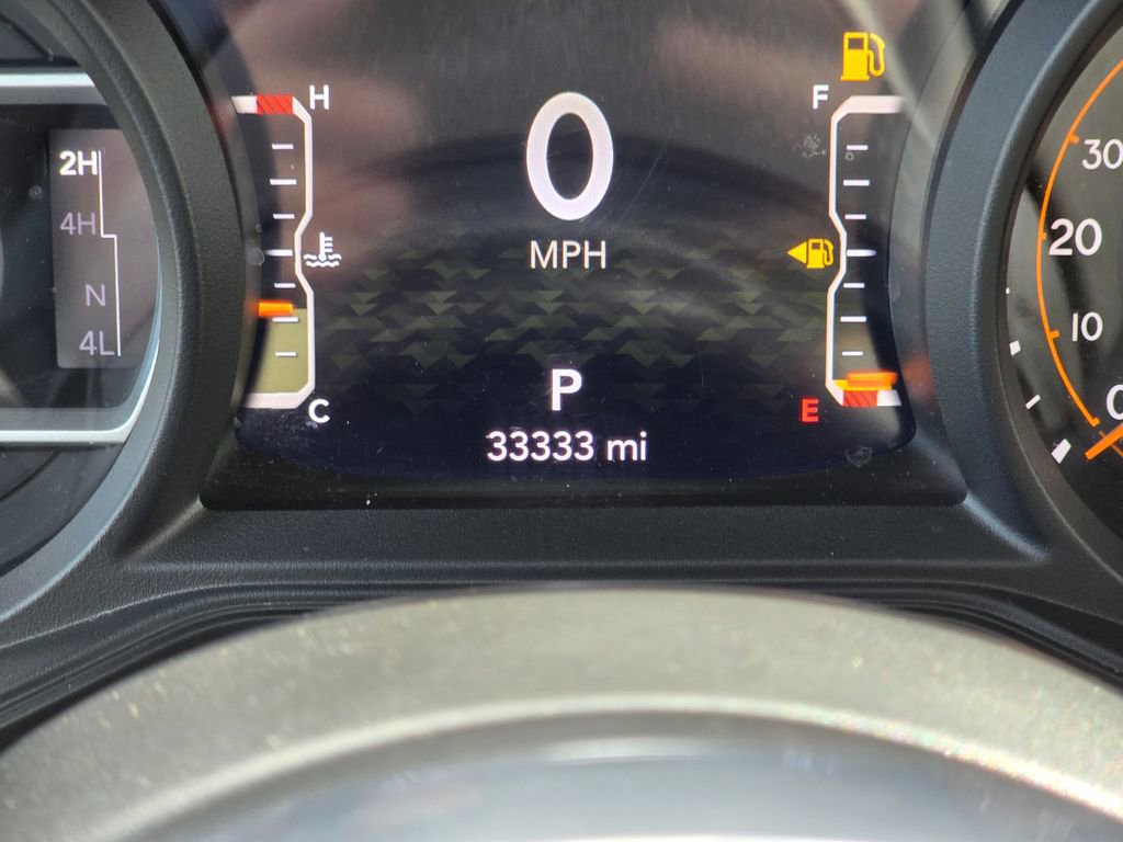 Used 2024 Jeep Wrangler Sahara image 26