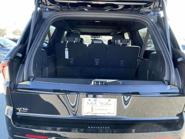 New 2026 Lincoln Navigator L Reserve w/ Jet Appearance Package image 29