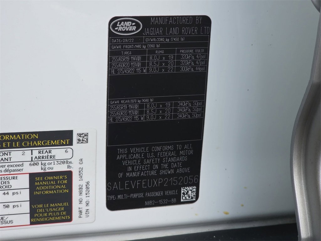 Used 2023 Land Rover Defender 130 First Edition image 38