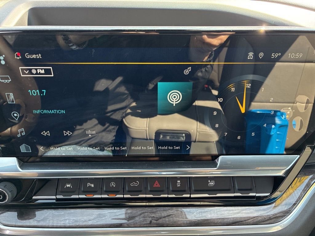 New 2026 Chevrolet Traverse LT image 12