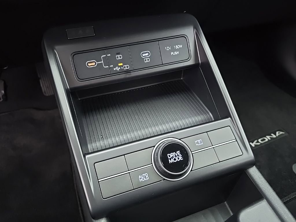 Certified 2024 Hyundai Kona SE FWD image 15