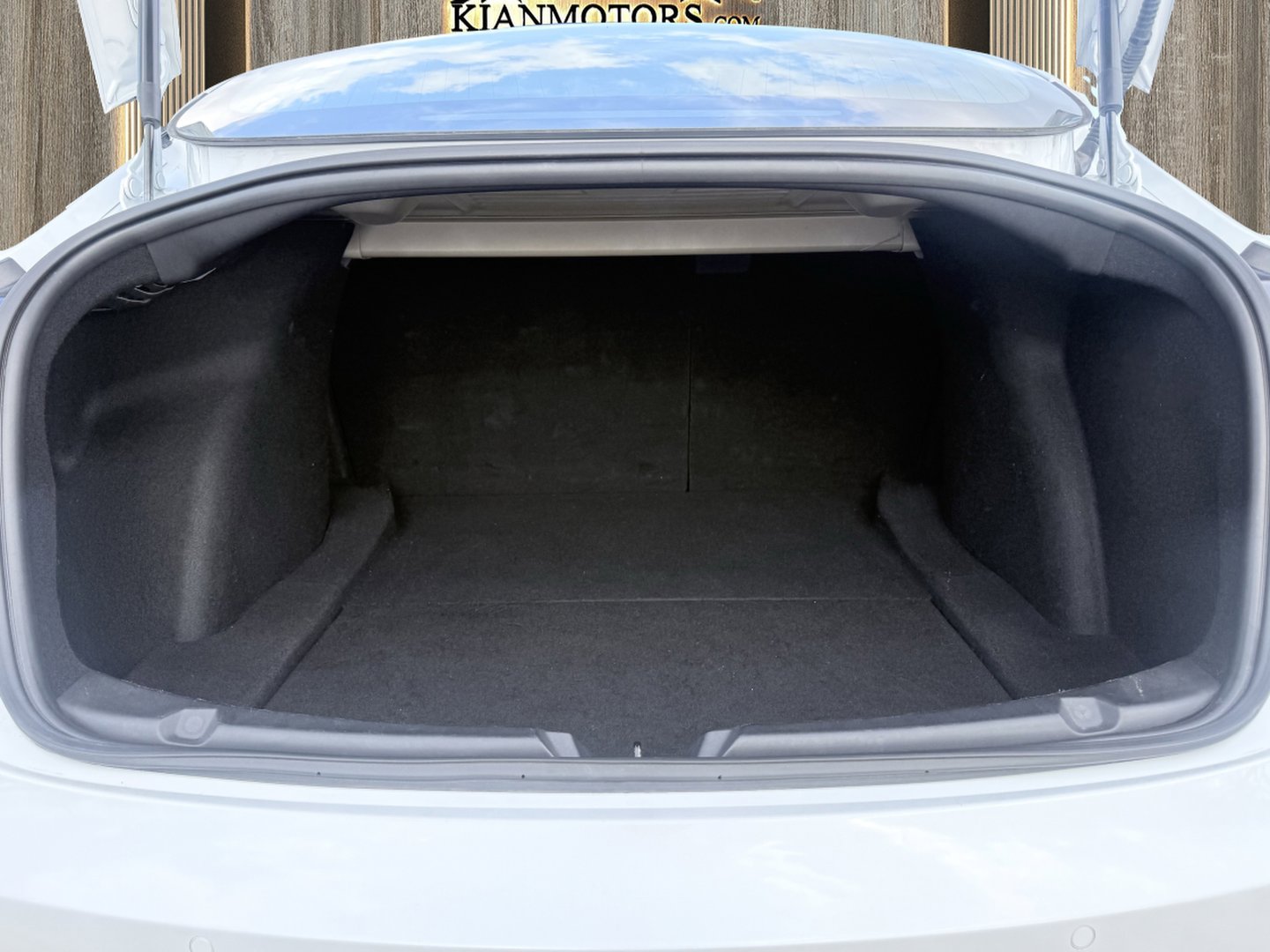 Used 2020 Tesla Model 3 Long Range image 16