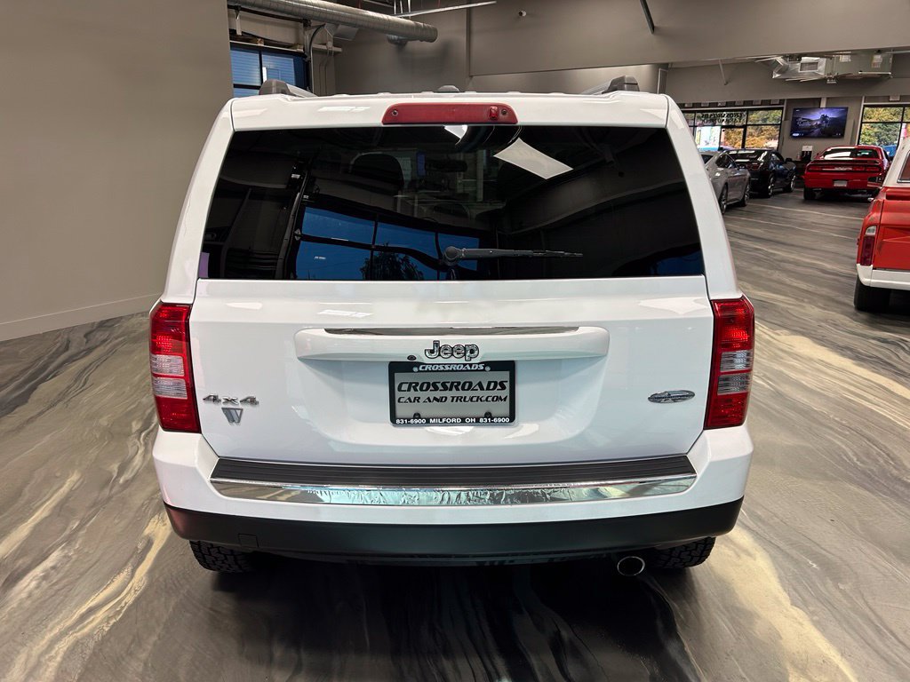 Used 2017 Jeep Patriot High Altitude AWD/4WD image 32