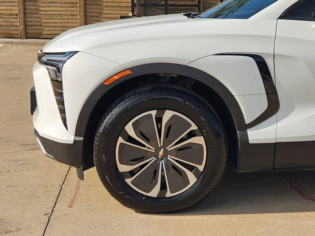 Used 2025 Chevrolet Blazer EV LT FWD image 15