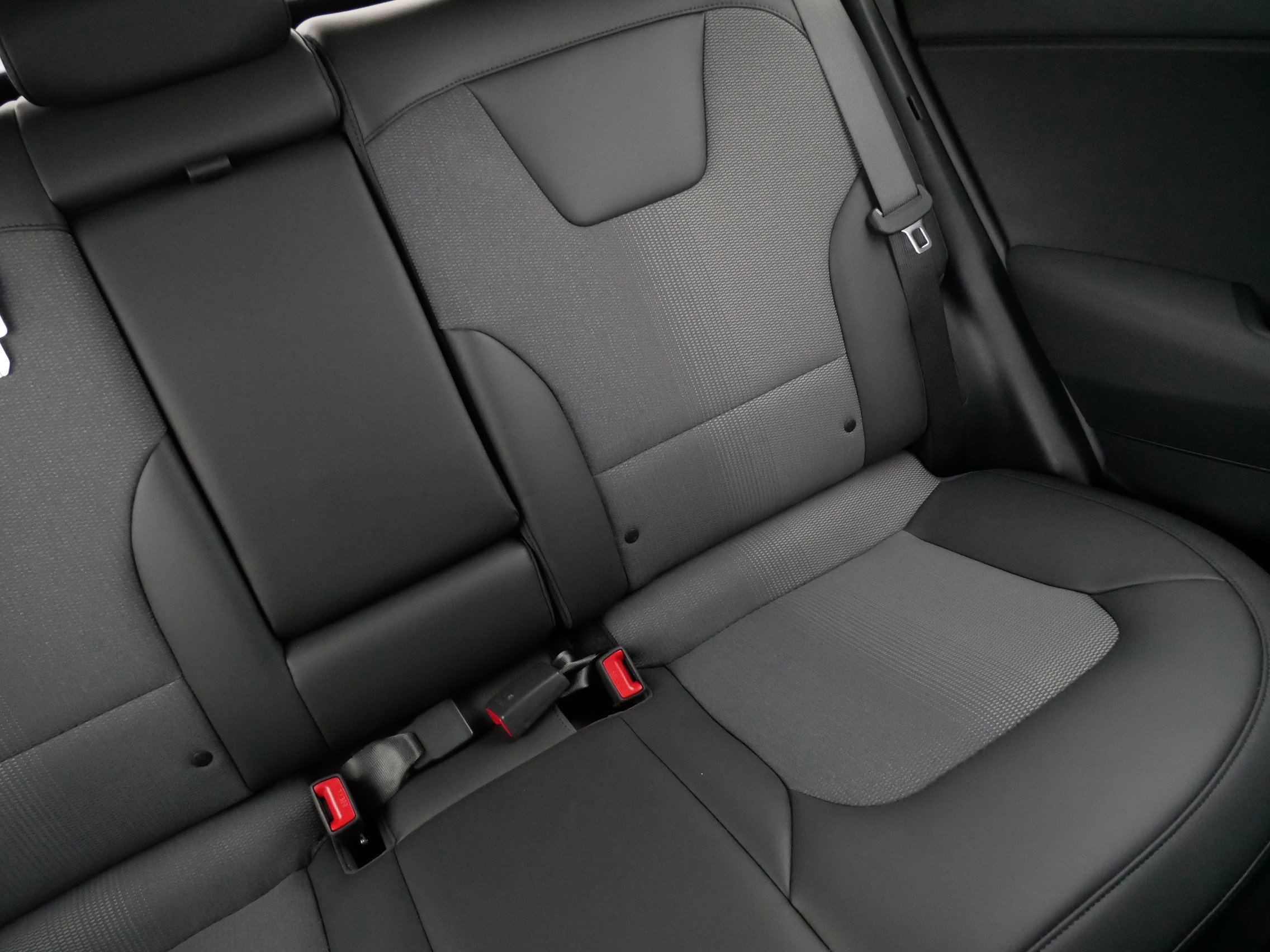 Used 2025 Kia Niro Wind w/ Wind Preserve Package image 14