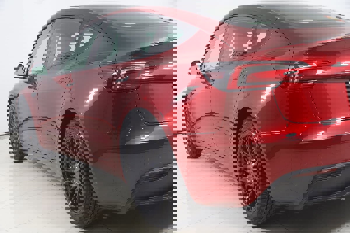 Used 2024 Tesla Model 3 Standard Range image 26