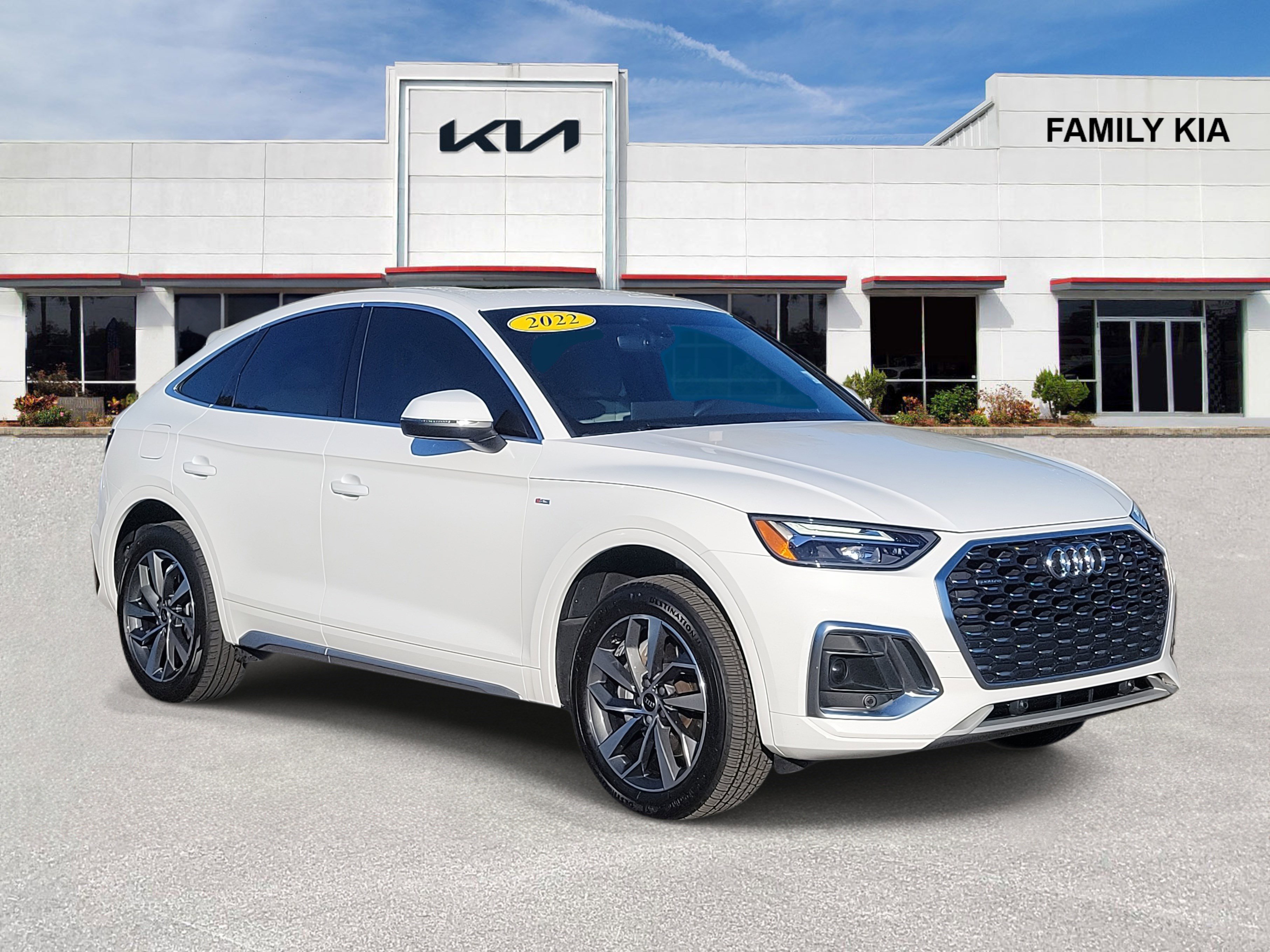 Used 2022 Audi Q5 2.0T Premium w/ Convenience Package