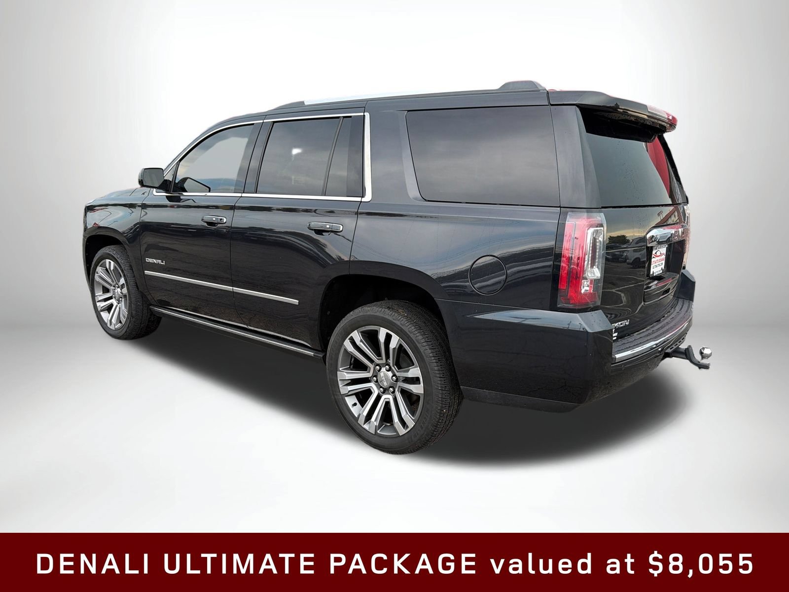 Used 2020 GMC Yukon Denali w/ Denali Ultimate Package AWD/4WD image 4