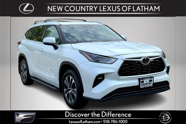 Used 2022 Toyota Highlander XLE
