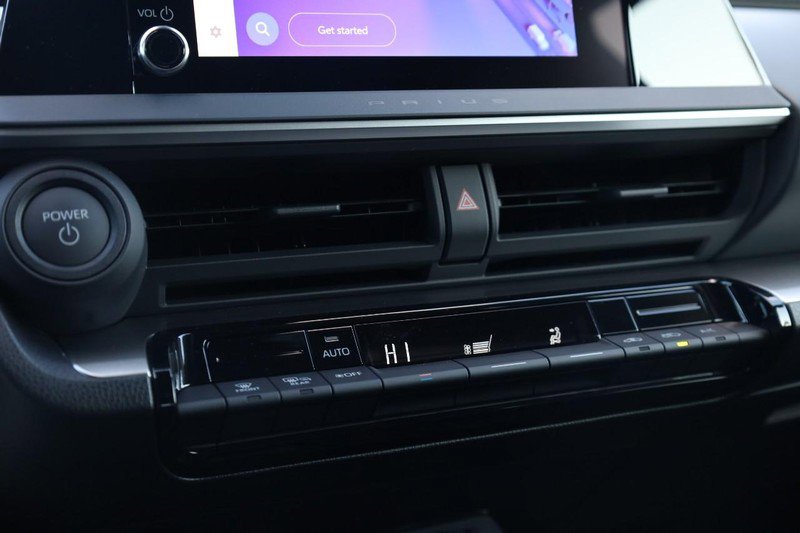 New 2026 Toyota Prius LE image 13