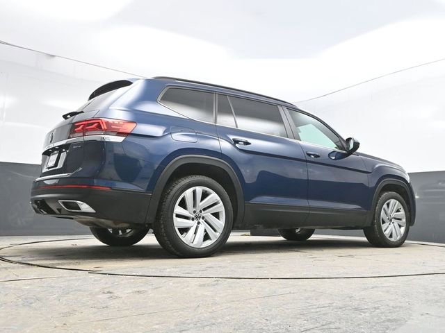 Used 2023 Volkswagen Atlas SE w/ Black Wheel Package AWD/4WD image 23